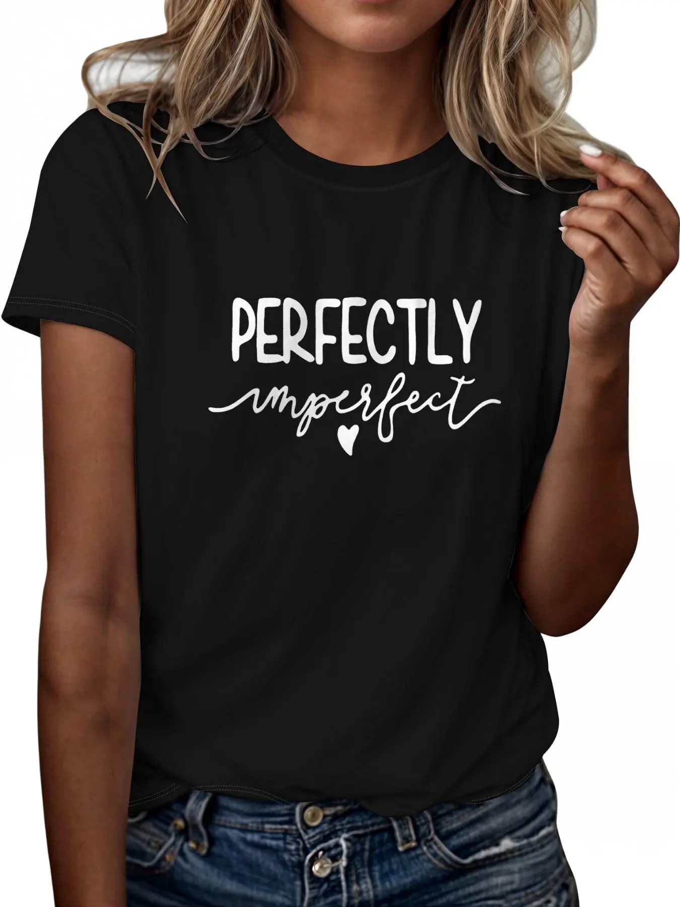 Women's Letter & Heart Print Round Neck Tee, Casual Short Sleeve Crew Neck T-shirt, Ladies Summer Outfit for Daily Wear