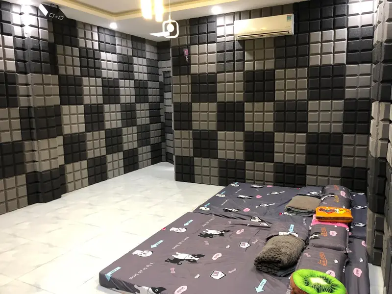 Mút cách âm dán tường 9 ô kháng cháy 50x50x4cm CHƯA CÓ KEO 1