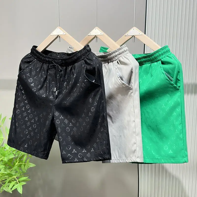 Quần Soóc Thường Ngày Thể Thao, Thương Hiệu Thời Trang Mới Mùa Hè, Chất Liệu Lụa Lạnh Ngầu Mỏng Và Rộng, Dành Cho Nam Giới, Thích Hợp Mặc Mùa Hè, Quần Soóc Đi Biển Menswear Quần Lửng Có Túi
