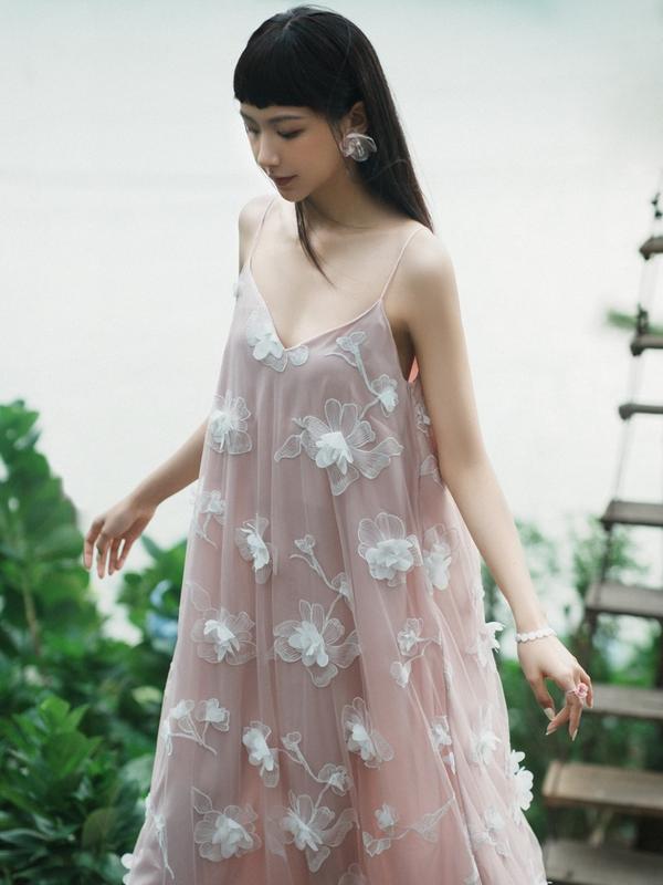 XÉO XỌ Đầm Maritea Dress chất liệu organza tổng hợp hai dây nơ họa tiết hoa nổi