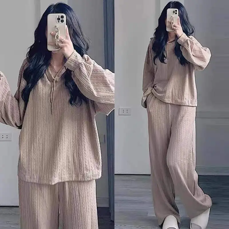 Bộ Len Gân Nữ Cao Cấp Chất Liệu Len Gân Co Giãn Đàn Hồi Dữ Nhiệt Tốt.Size 40-75kg.