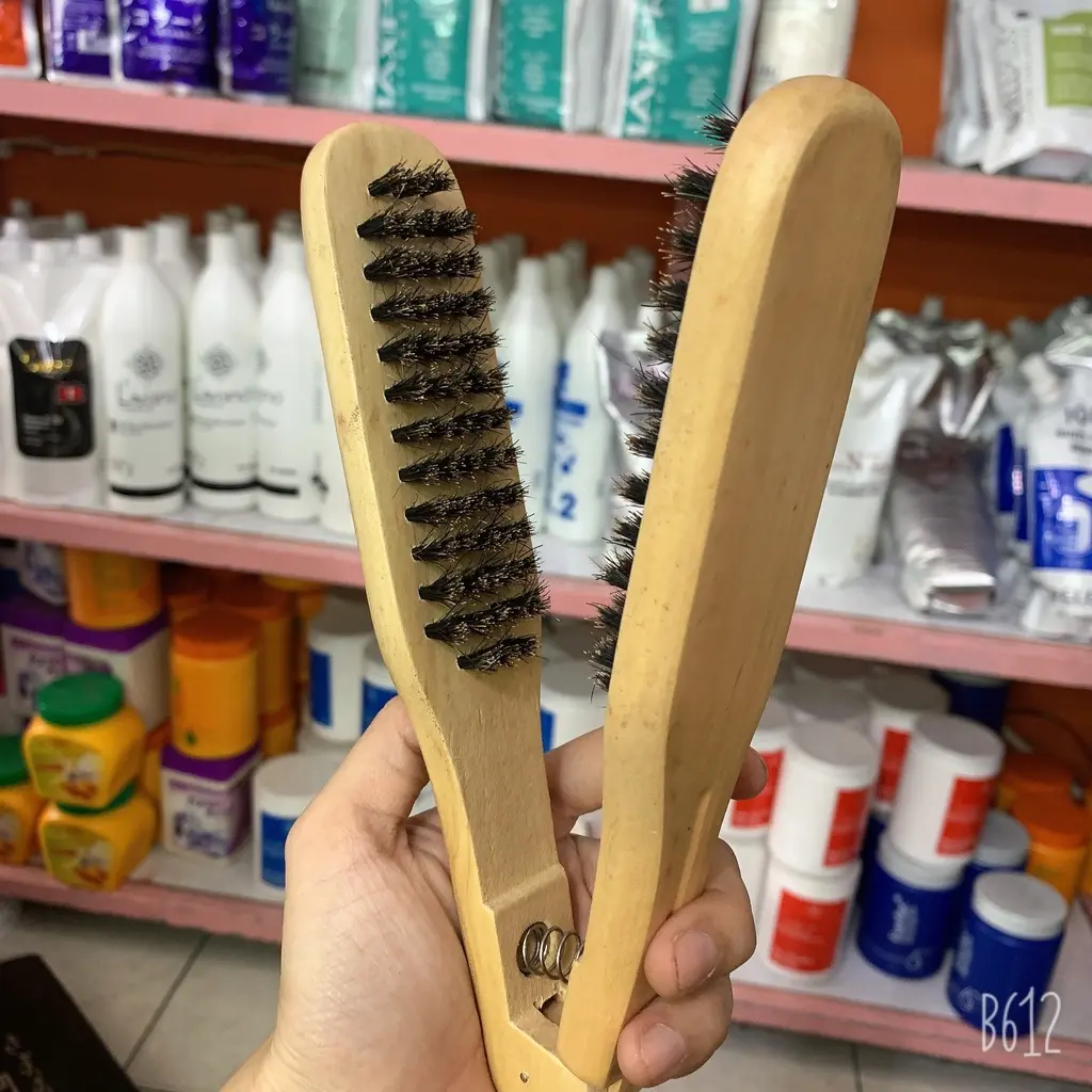 Lược kẹp gỗ đa năng cho tóc khi uốn - Mã sản phẩm: LKG001