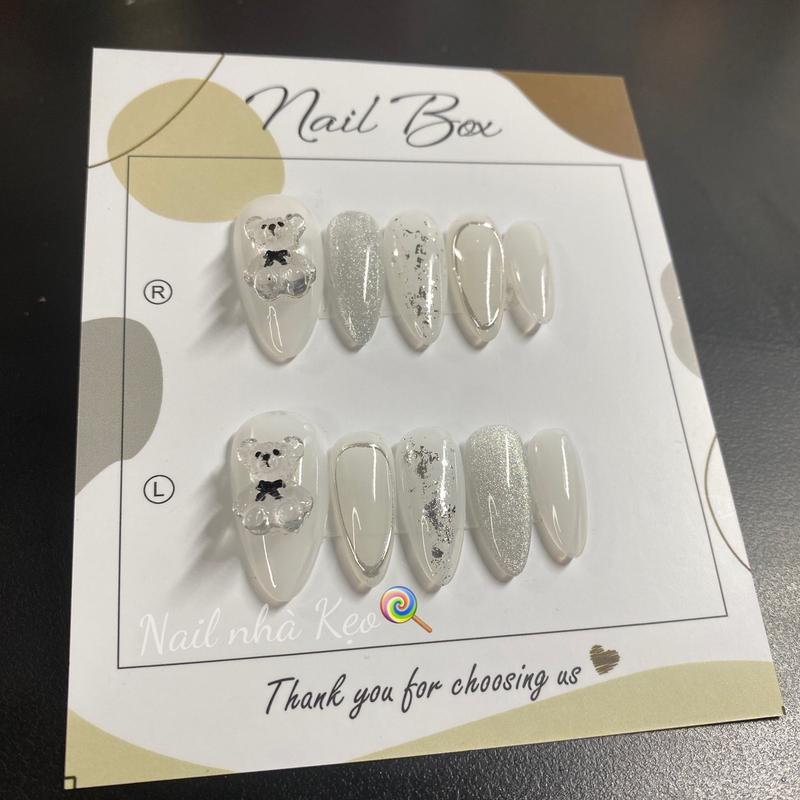 K37- nail box thiết kế Thạch trắng phối gấu cute Nữ Làm Nail