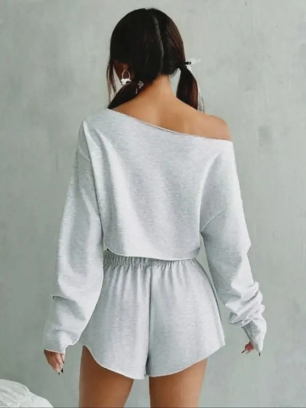 Women's Solid Crop Top & Shorts Two-piece Set, Casual Fashion Cozy V Neck Long Sleeve Top & Shorts for Daily Outdoor Wear, Ladies Two-piece Outfits for All Seasons 1