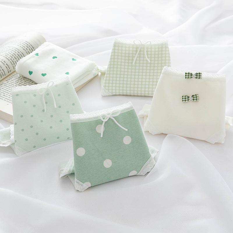 Product Introduction of Little Fresh Dot Print Milk Shake Green Girl Underpants 14
