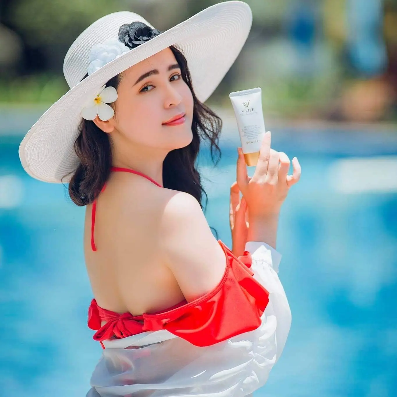Mã 04: KEM CHỐNG NẮNG VẬT LÝ LAI HOÁ HỌC SPF 50+++