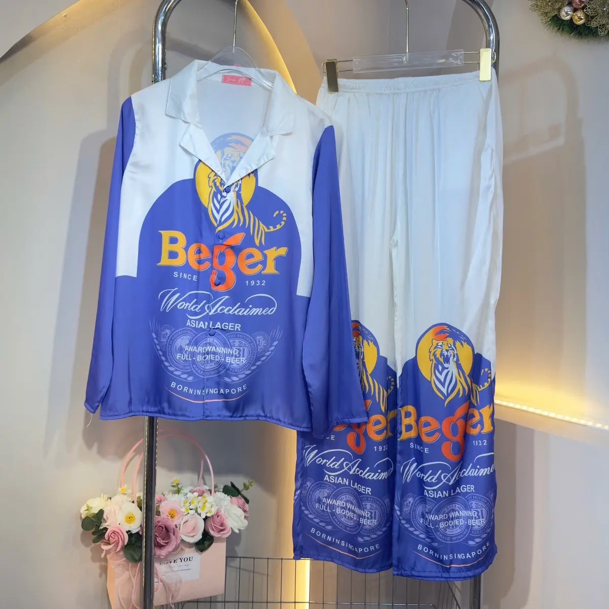 Tổng hợp những mẫu Tết tại đây ( Lụa Latin ) pijama đồ bộ mặc nhà Có thể giặt bằng máy Nữ Nhung Voi Women