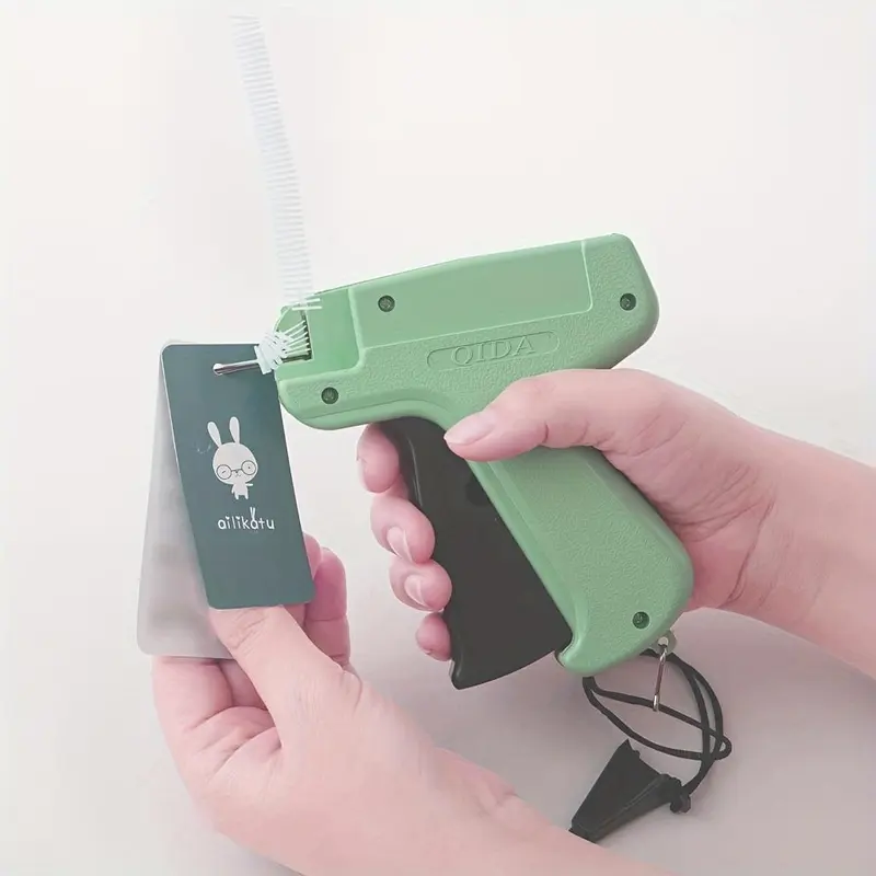 Tagging Gun for Clothing, Standard Retail Price Tag Attacher Gun Kit for Clothes Labeler with Barbs Fasteners, Tagging Gun for Store Warehouse 2