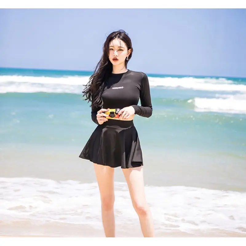 [ HÀNG_XỊN ] Đồ bơi - Bikini áo tay dài, quần chân váy có lót trong,áo có in chữ,chất liệu thun lạnh co giãn 4 chiều hàng cao cấp 0
