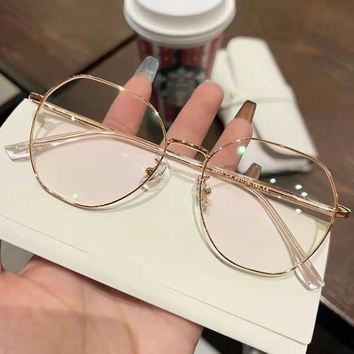 Ins Trend Unisex Metal Anti-blue Light Glasses Transparent Oval Frame Sunglasses UV400 Protection Flat Mirror Eyeglasses Eyewear