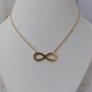 kalung titanium anti karat / kalung anti luntur infinity