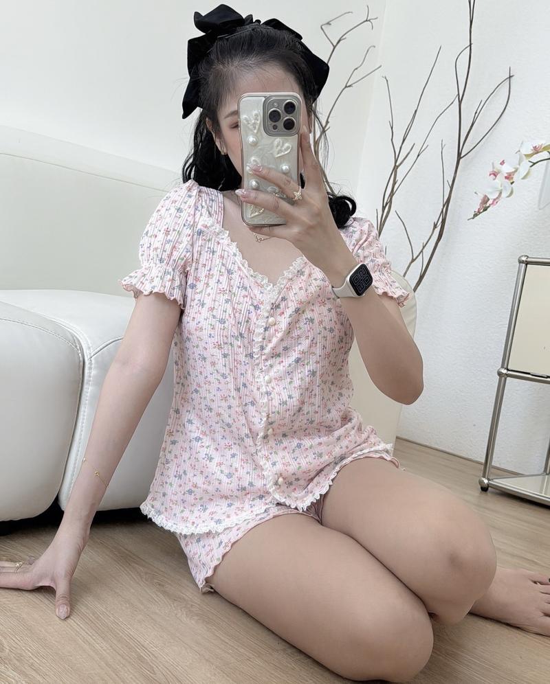 Product Introduction of M06 set đồ mặc nhà nữ mùa hè hoạ tiết hoa nhí xinh xắn, bộ ngủ nữ có tay cổ bèo dễ thương 6