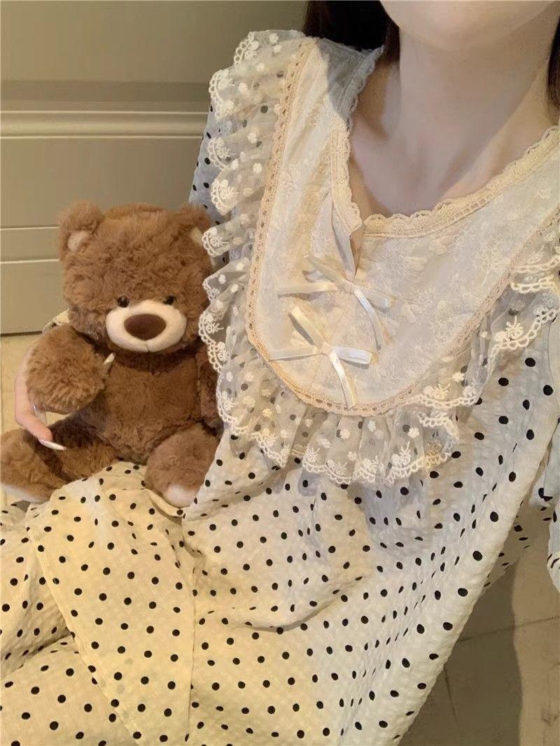 Product Introduction of Bộ Đồ Ngủ, Thiết Kế Ren Và Chấm Bi Ngọt Ngào Dành Cho Nữ, Áo Dài Tay, Quần Dài, Phong Cách Công Chúa, Hàng Mới Về Cho Mùa Xuân Và Mùa Thu Năm 2024 17