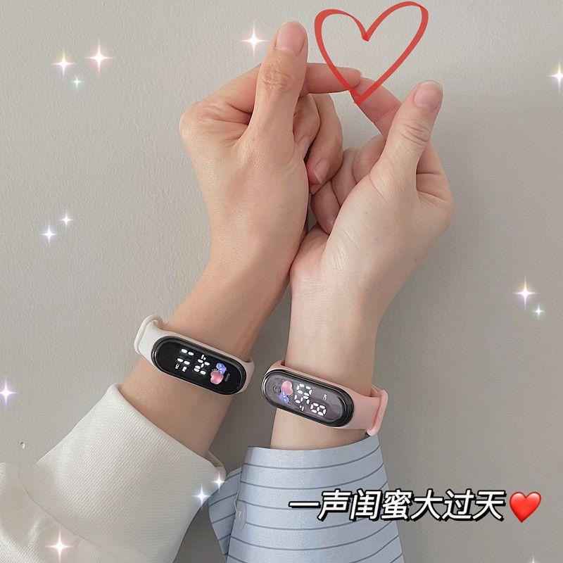 Product Introduction of Trendy Cool Luminous Waterproof Electronic Watch for Middle and High School Students 2