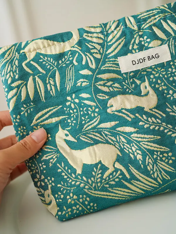 Deer & Leaf Print Makeup Bag, Large Capacity Cosmetic Storage Bag, Portable Travel Toiletry Bag, Zipper Makeup Organizer Pouch 8