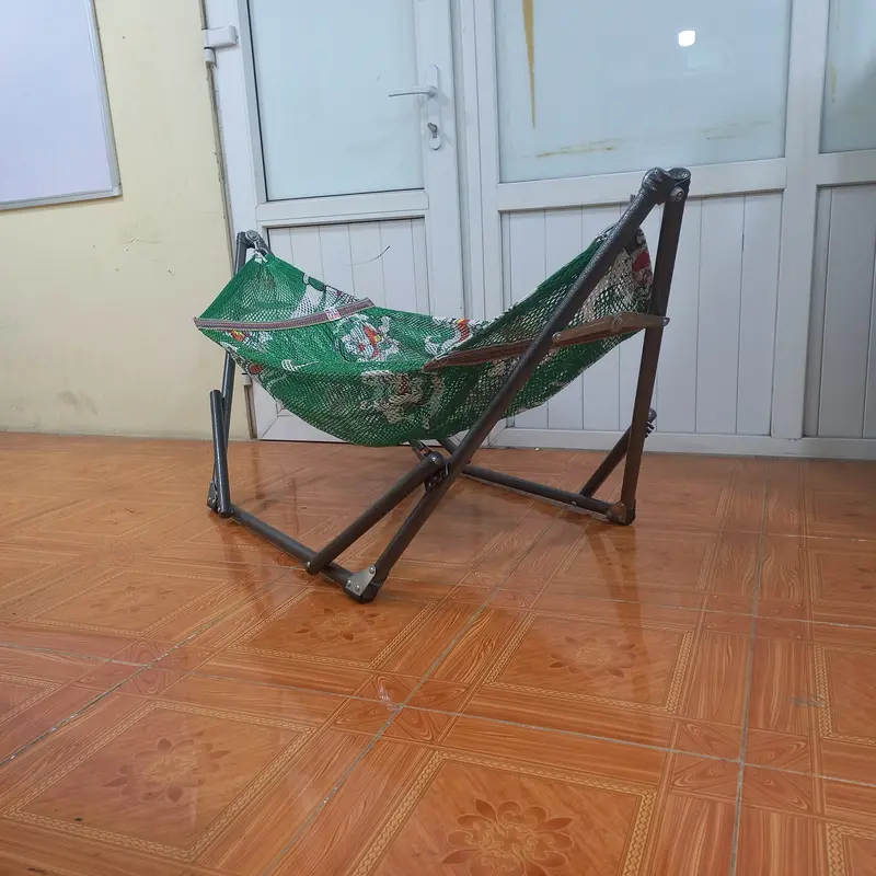 SG-Bộ võng xếp mini dành cho em bé gồm khung võng mini và võng mini 7