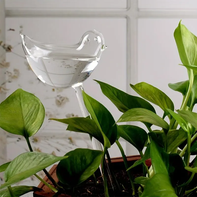Garden Plant Automatic Watering Bulb, Clear Plant Watering Globes, Automatic Watering Device For Indoor And Outdoor Plant, Garden Watering Tool 4