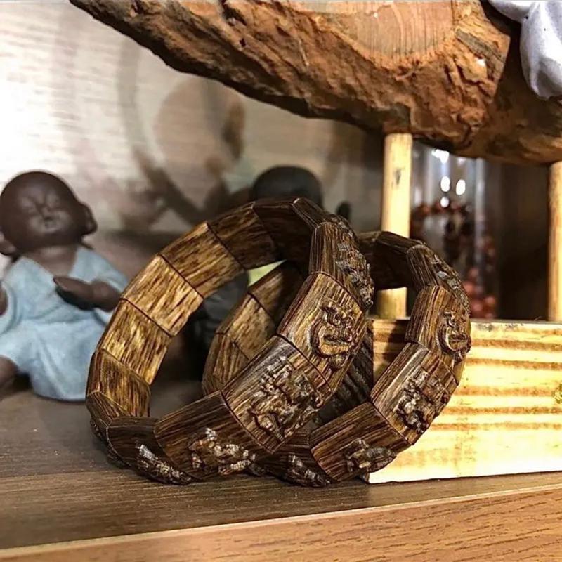 Vòng Trầm Hương 12 Con Giáp Phụ Kiện Đeo Tay 2