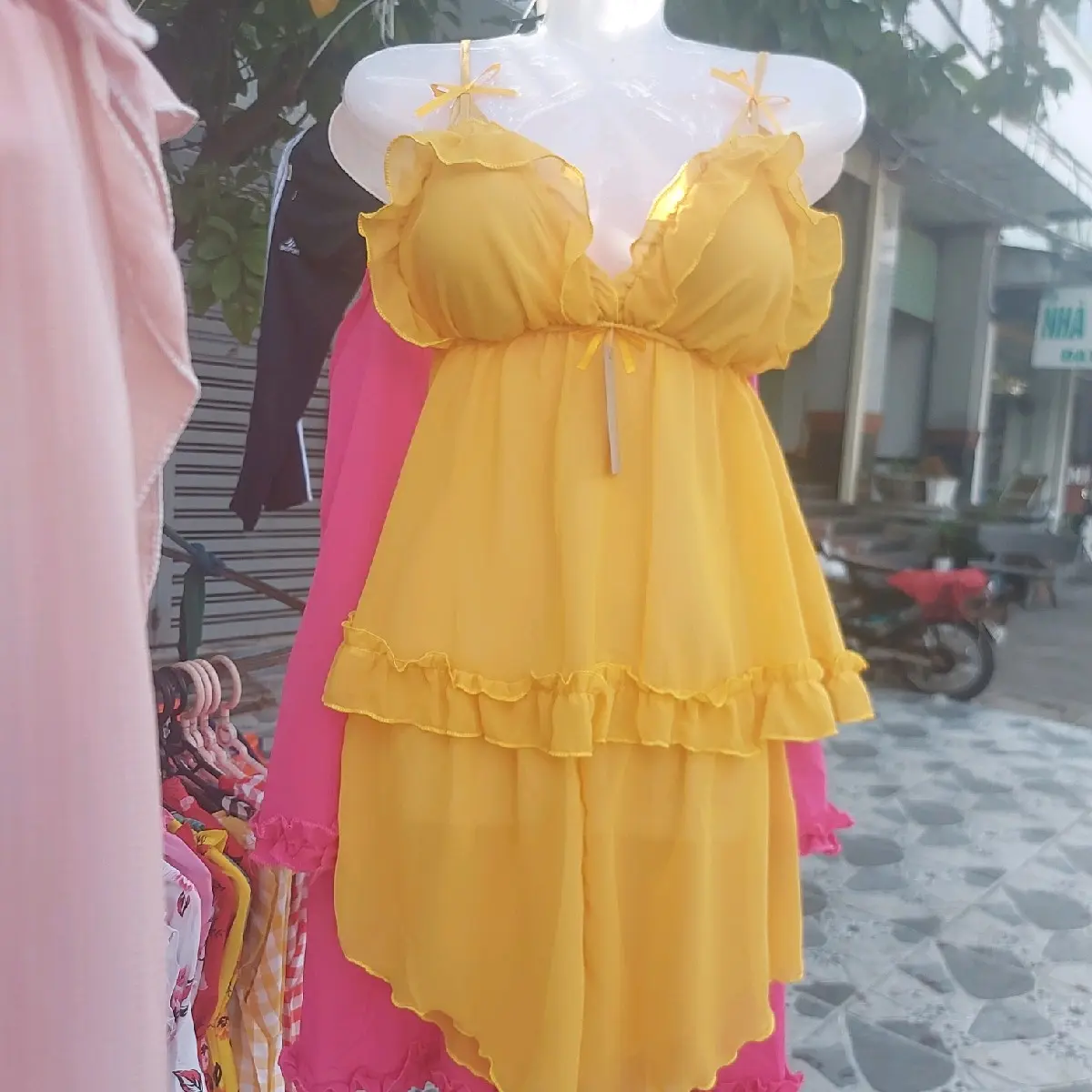 48k .bộ đồ có mút ngực phủ họp mọi lứa tuổi.