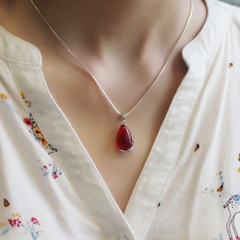 Vòng Cổ Mặt Dây Chuyền Hình Bướm, XIMILU, Thiết Kế Nguyên Bản Màu Xanh Lá Cây Và Đỏ, Dành Cho Nữ, Phụ Kiện Hàn Quốc, Thời Trang, Vòng Cổ Cặp Đôi, Dành Cho Nam Và Nữ, Phong Cách Giáng Sinh Dễ Thương Và Cổ Điển, Kuwintas 1
