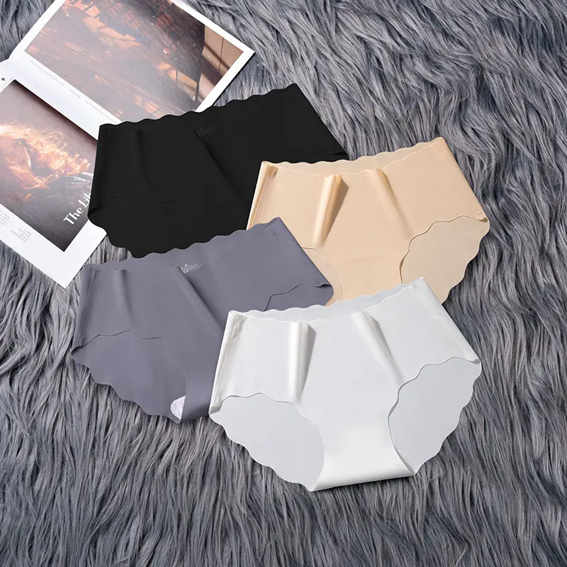 2024 Summer New Wave Seamless Underwear Women's Mid-Waist Ice Silk Cotton Underwear Sexy Hip Lifting Girls' Briefs Women's Shorts
