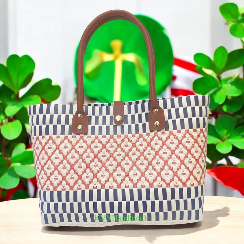 Giỏ Đan Nhựa Lưới Tâm Đại,Giỏ Đan Tay, Túi Xách Đan Thủ Công Handmade,Làn Nhựa Đi Chợ, Phối Với Áo Dài, Đầm Đi Biển Chụp 4