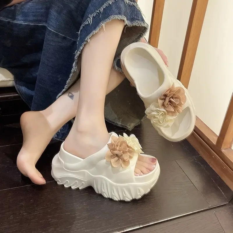 Dép bánh mì độn đế cao 9cm, hàng QCCC phong cách cá tính
