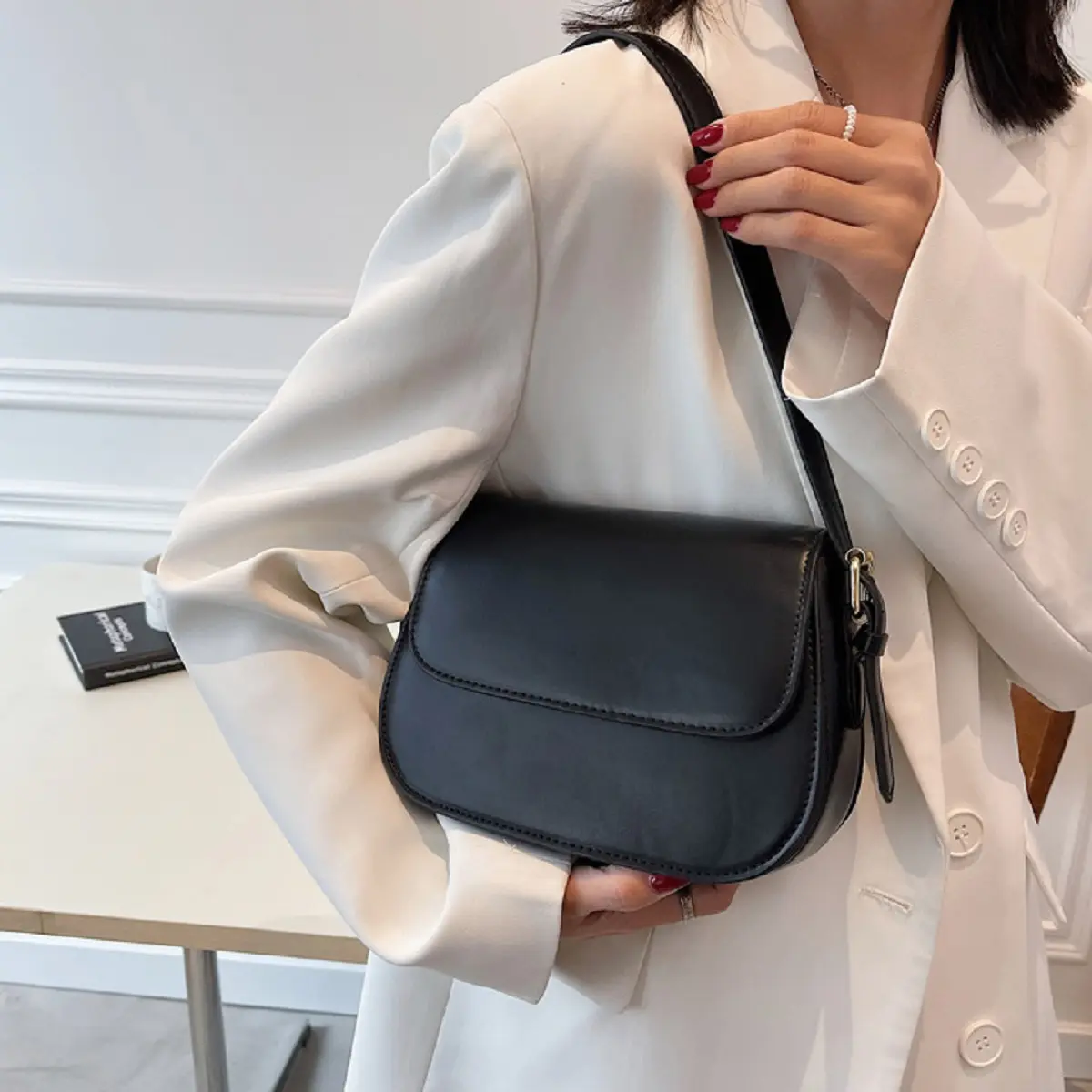 Túi xách nữ đeo vai nhỏ kiểu dáng cổ điển đơn giản H30 Bag Chain Women Da Đeo Chéo