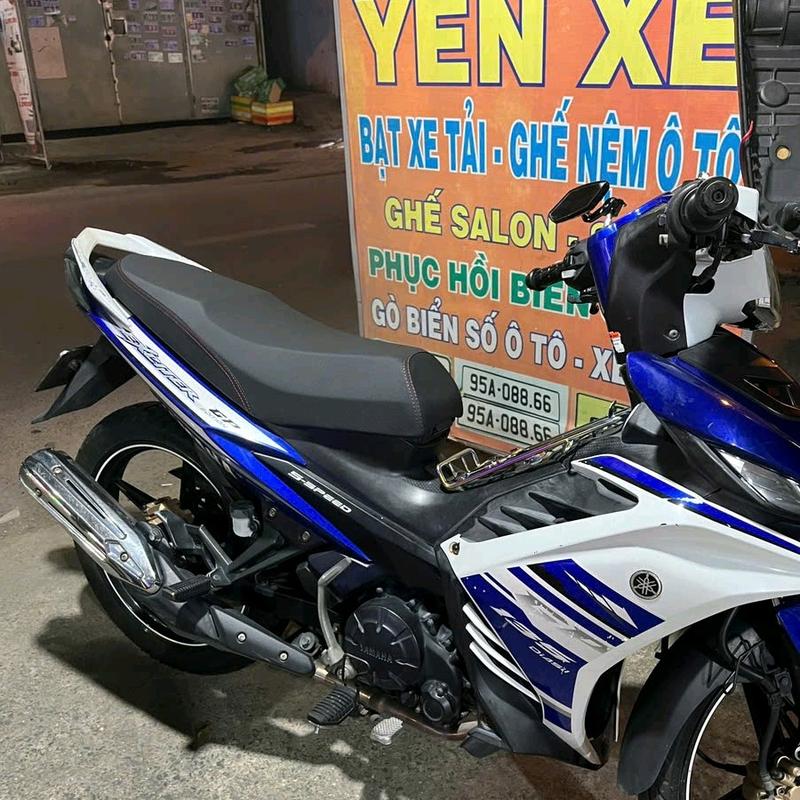 Yên xe Exciter 135 5s gọt 2 tầng mút vàng và nệm Kymdan