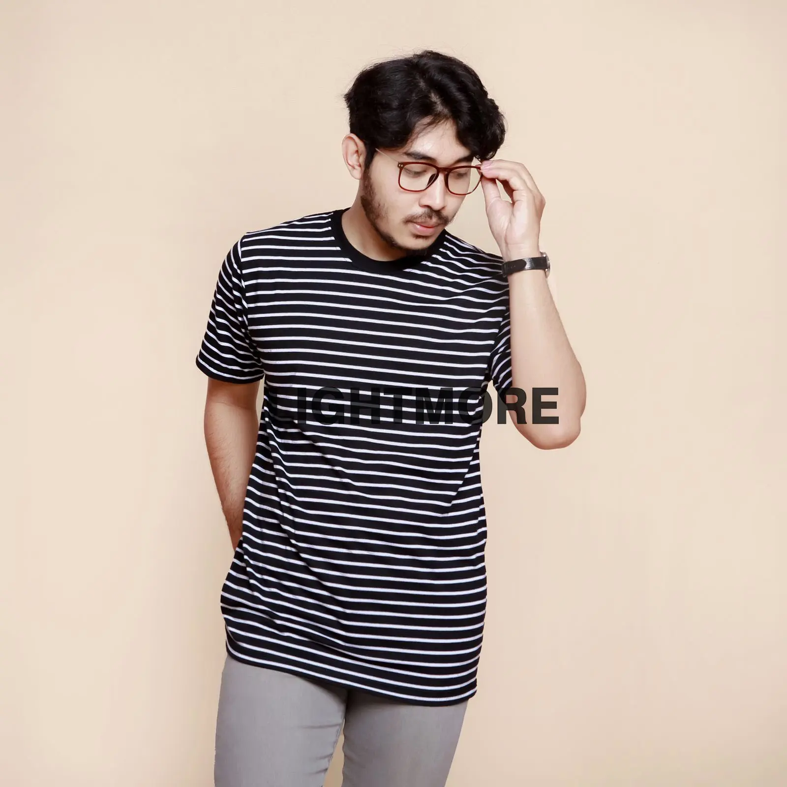 Kaos Stripe Medium Hitam Putih / Kaos Salur Premium Hitam Putih