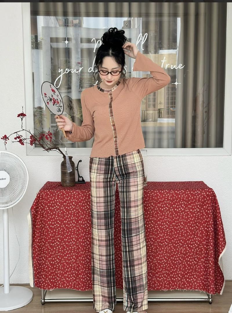 Product Introduction of Set đồ thun gân mặc nhà, áo tay dài quần ống suông co giãn, size 48-68kg, màu sắc đa dạng - Women, Nữ 7