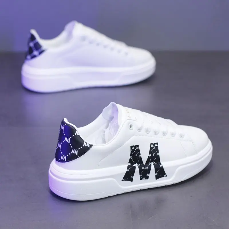 Giày Trắng, McQueen, Giày Nam Hàn Quốc, Hàng Mới Về, Cổ Thấp, Hợp Xu hướng, Thiết Kế Chữ Cái, Thích Hợp Cho Các Cặp Đôi, Thể Thao Và Đi Chơi, Tăng Chiều Cao Bên Trong, Giày Trượt ván Sneaker Shoes