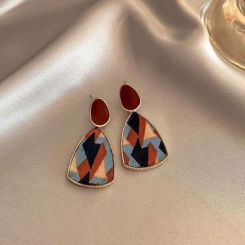 Vintage Dripping Oil Wine Red Retro Stud Earrings For Women Korean Pearl wer Heart Shape Geometric Earring High Sense Jewel 1