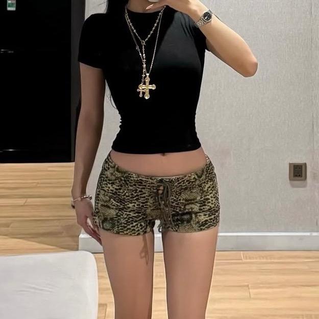 A12 - Quần short kaki màu da beo vàng cột dây cạp thấp lưng trễ cá tính trendy mới đùi jean ngắn ôm dáng old y2k nữ tính