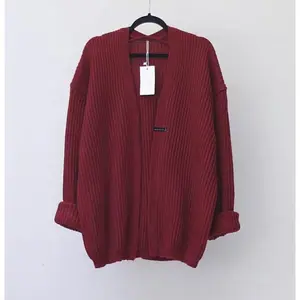 Bershka Cardigan Rajut Premium Wanita Oversize Nyaman Tebal Ringan Kancing Basic Knitwear Baju Outer Halus