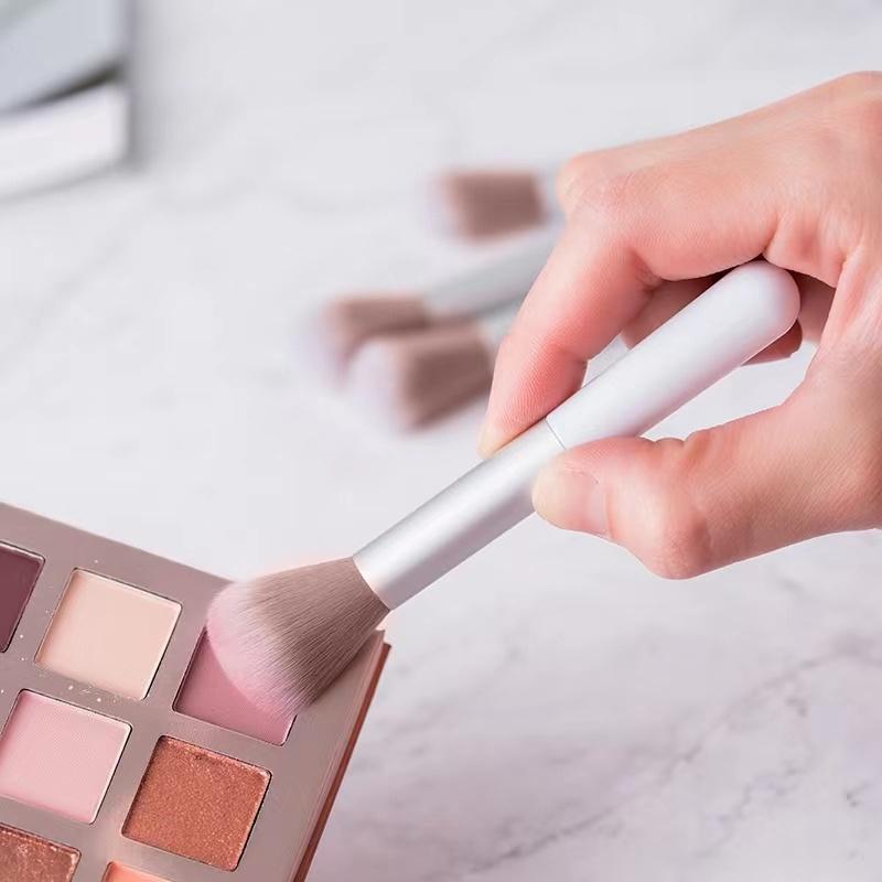 Cọ Trang Điểm Phấn Phủ Phấn Má Hồng Tiện Dụng đầu tròn cọ mềm mại thân thiện với da tiện dụng chất lượng cao Nữ Mỹ Phẩm Cosmetic