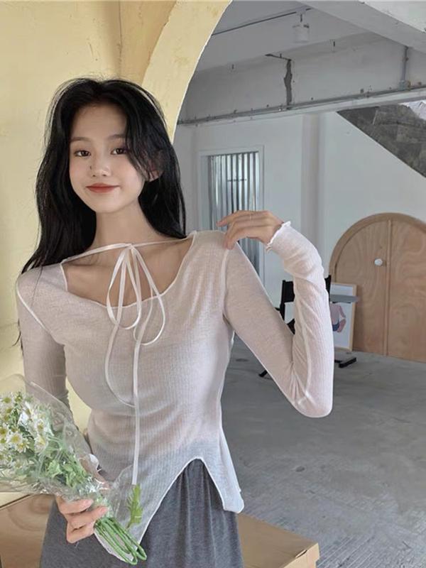 Áo len tơ  kèm quây áo ống bên trong cổ dáng trễ vai Miho house