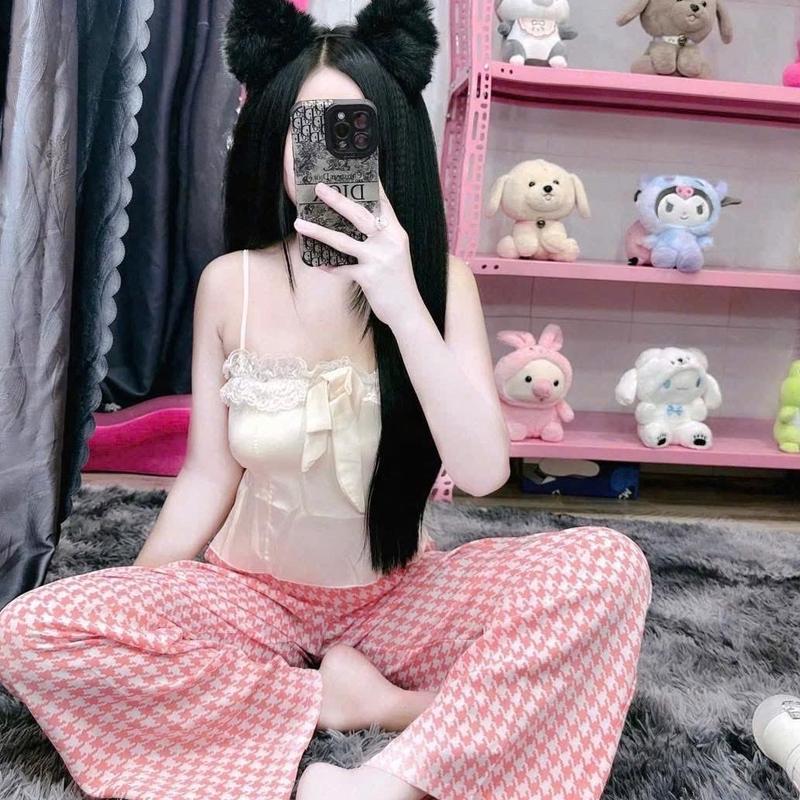 Sét bộ dây nơ lụa xinh (freesize 40-55kg) có mút ngực tôn dáng nhún chun cho nữ - Women Nữ Nhung Áo Quần Ngủ đồ Kem Sen Voi 2