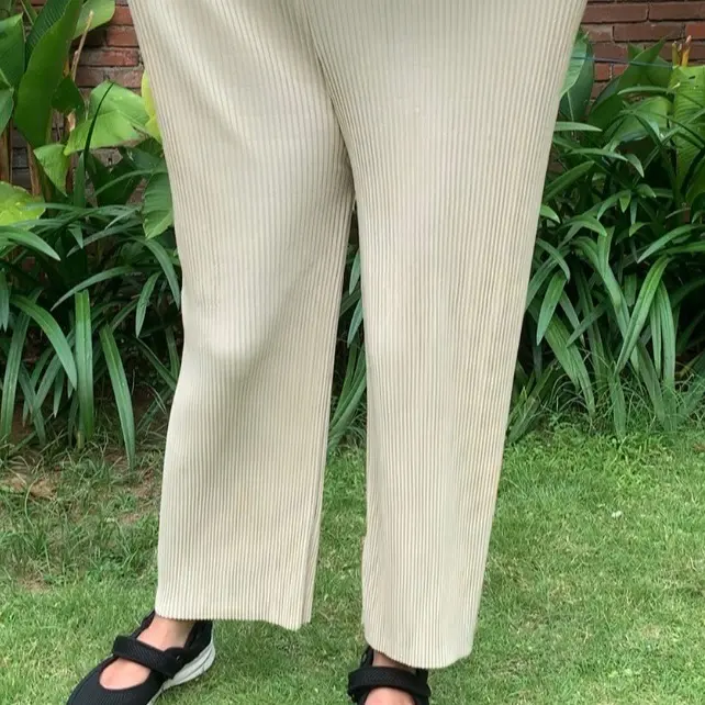 [milihbeau] Kulot Pleated Pants - celana kulot melar celana bumil celana plisket celana nyaman celana murah berkualitas warna netral celana kerja celana jalan celana casual formal informal xs-xl 012 celana putih celana panjang celana krem celana hitam 1