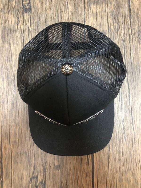 Product Introduction of Correct Version Ch Crowe Red Lips Flat Brim Mesh Cap Men and Women Chomper Hollywood Trucker Hat 9