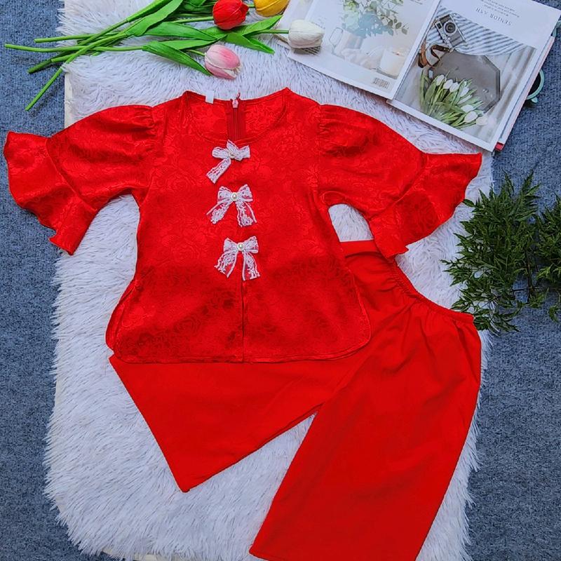 9-33kg Bộ áo bà ba gấm tay loe phối ren có dây kéo phía sau + quần dài lụa mát cho bé mua 2 bộ kèm 1 vòng ngọc