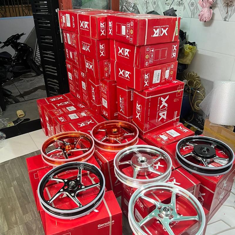 Mâm 5 cây xéo X1R Vario AB 125 Đen Cam Crom