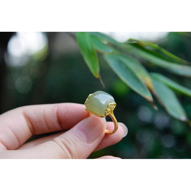 Product Introduction of 2023 New Ladies Temperament Simple Retro Elegant Open Jade Ring Ring Ring 1