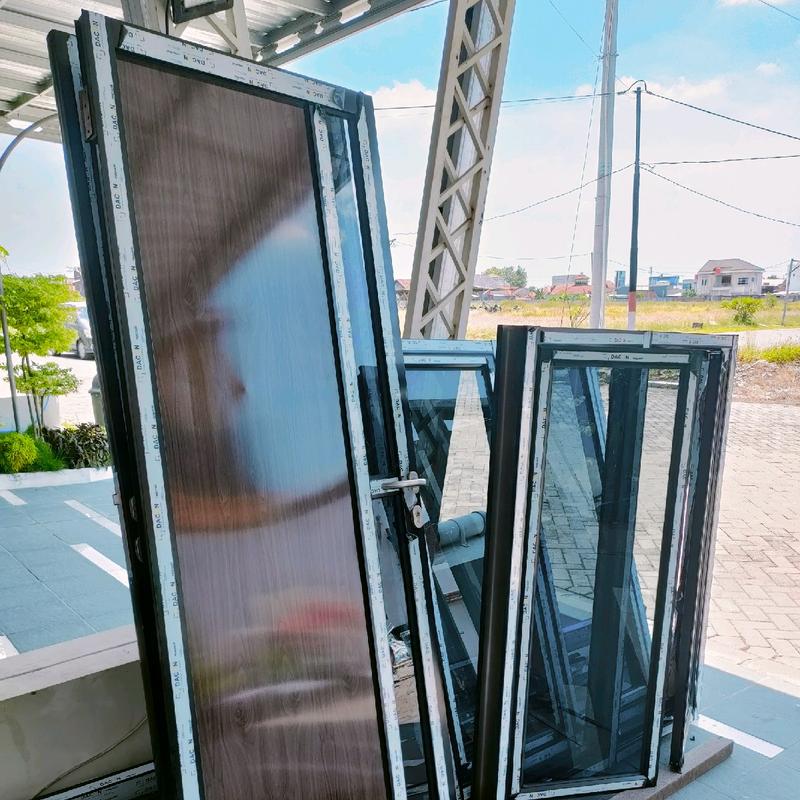 PINTU ALUMINIUM Pintu alumunium pintu kusen aluminium pintu rumah pintu kamar aluminium Kaca 0