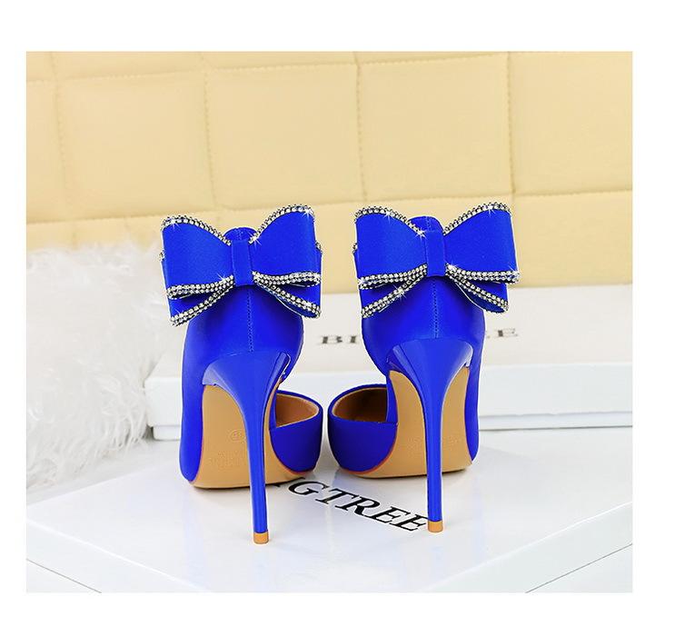Product Introduction of 626-H36M European and American Style Banquet High Heels Stiletto High Heels Shallow Pointed Toe Side Cutout Rhinestone Back Bowknot Single Shoes kitten  heels 5