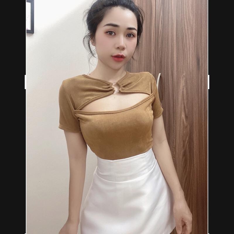 Áo Nhũ Cộc Tay Hở Ngực Phối Khuyên Tròn Sang Chảnh 4