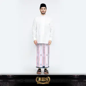 Sarung BHS Classic Gold Motif C48 JGN Putih Merah