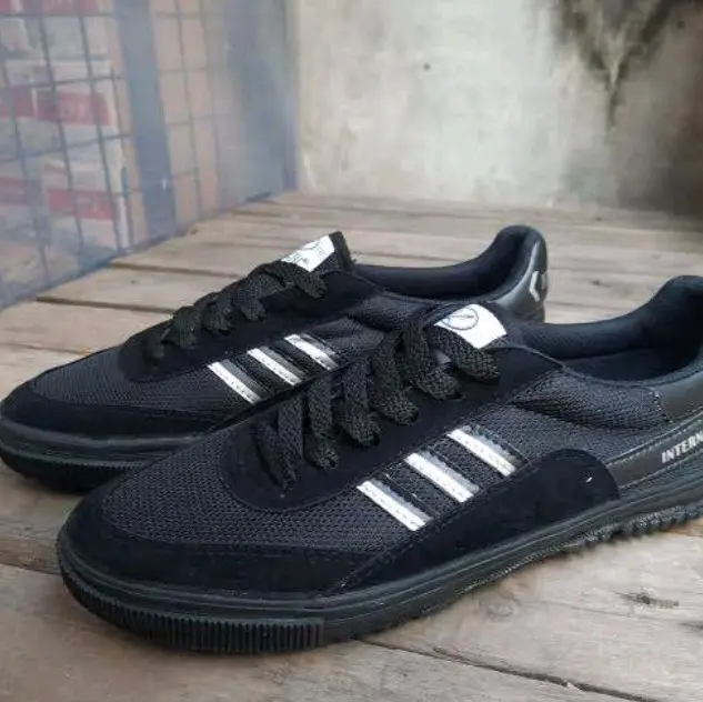 sepatu capung KODACHI 8116 hitam silver retro klasik