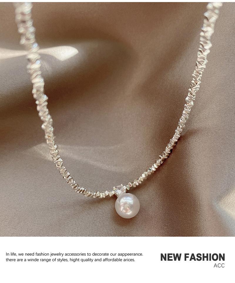 Product Introduction of Light Luxury Minority Design Small Pieces of Silver Pearl Necklace Female Temperament High Sense Clavicle Chain All-Match Super Hot Necklace Accessories 8