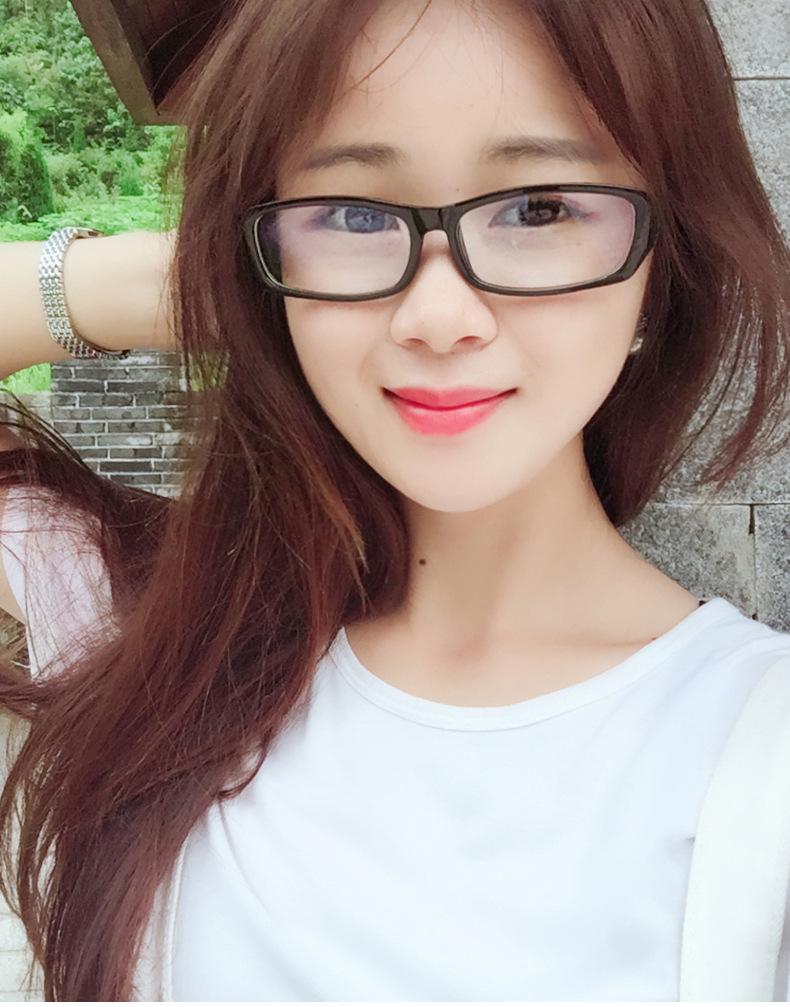 Product Introduction of Anti-Blue Light Fashion Computer Glasses Non-Prescription Men's Flat Glasses Women's Gaming Phone Protective Glasses Street Vendor Wholesale 5